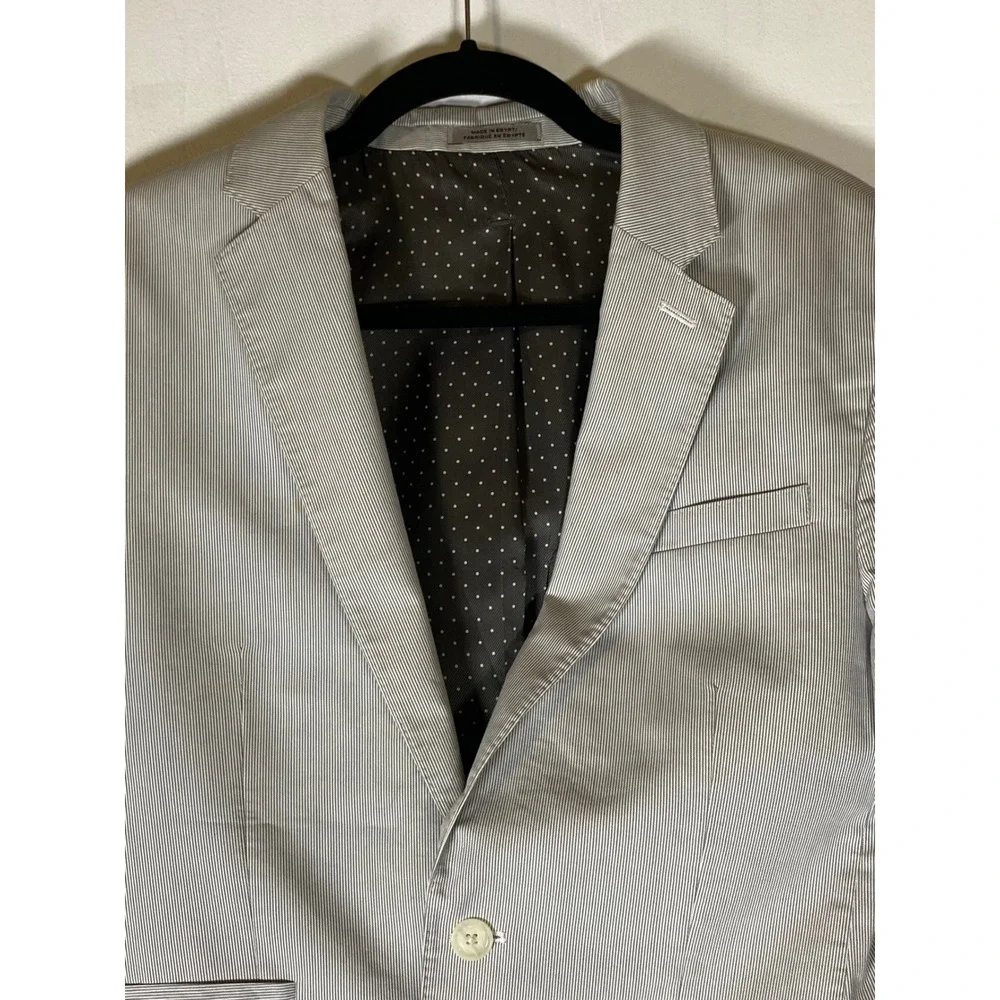 Express‎ 36P Gray Pinstripe Two Button Sport Coat Blazer Career Preppy